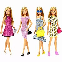 Barbie Fashionista w/ Outfits Gift Set