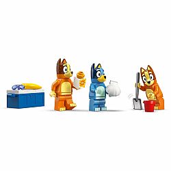 Bluey's Beach & Family Car Trip