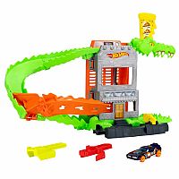 Hot Wheels Croc Pizza Attack Playset