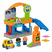 Little People Fillin' Fun Service Station