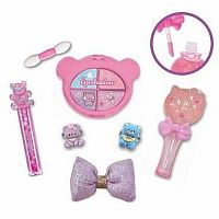 Glitz Beauty, Critters