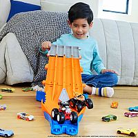 Hot Wheels Monster Trucks Racedown Destruction Track Set