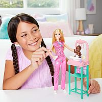 Barbie Pediatrician w/ Baby