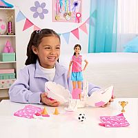 Team Barbie Soccer Surprise Set