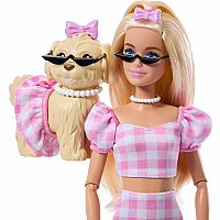 Barbie Twinning Looks Pink