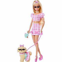 Barbie Twinning Looks Pink