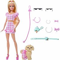 Barbie Twinning Looks Pink