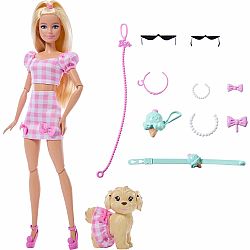 Barbie Twinning Looks Pink